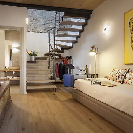 Guest house Borgese E *